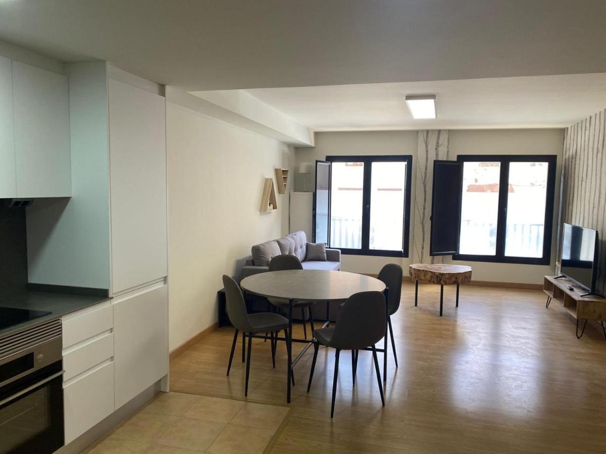 Apartamentos Palacio Azcarate Calle Calvario Ezcaray Kültér fotó
